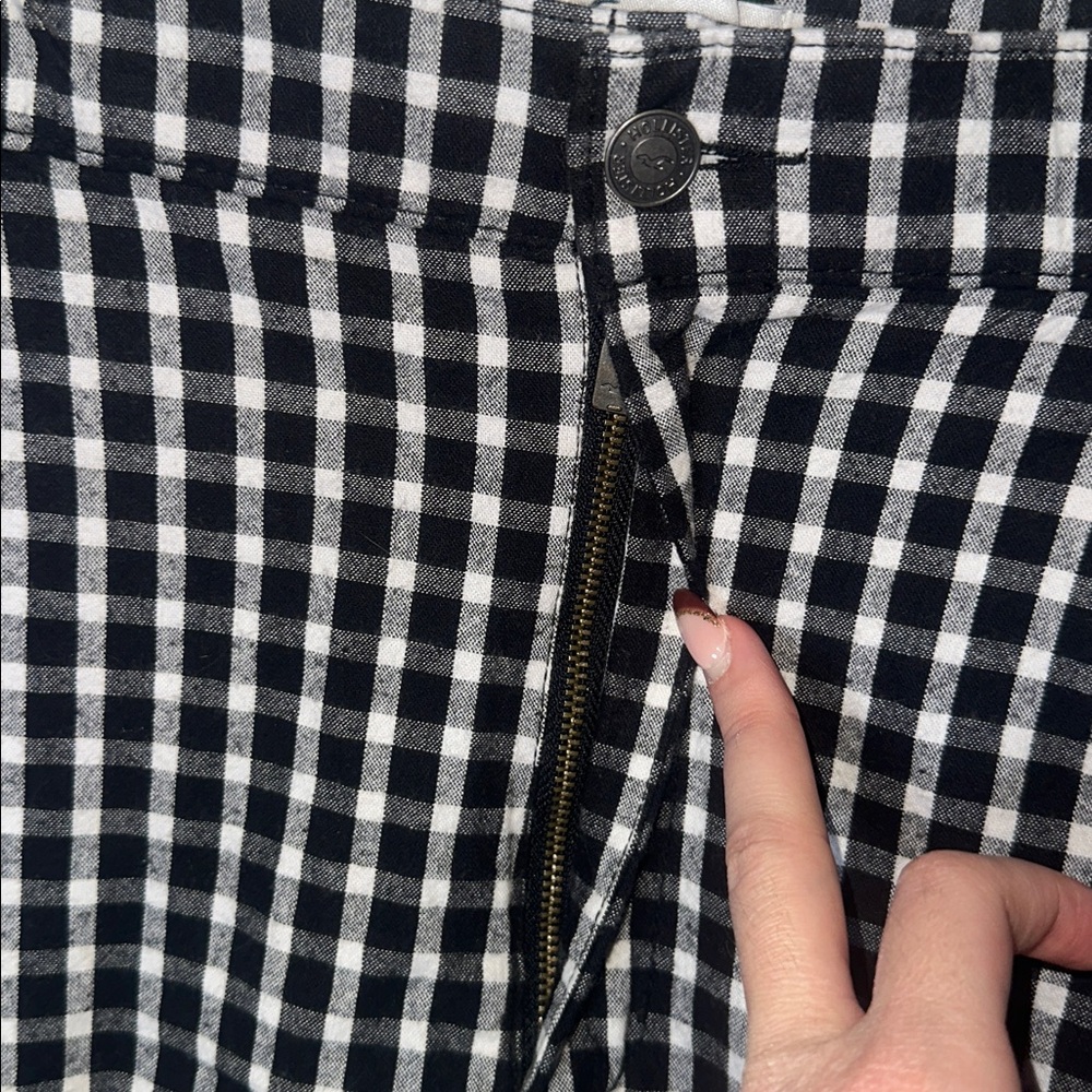 Hollister Plaid Stretchy Straight Leg Pants - Picture 3 of 6